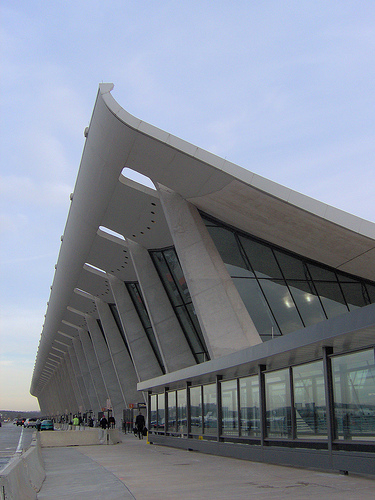 Dulles Airport Eero Saarinen